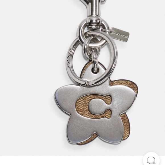 🥀COACH AIR BUD CASE 🥀& CHARM - Picture 4 of 4